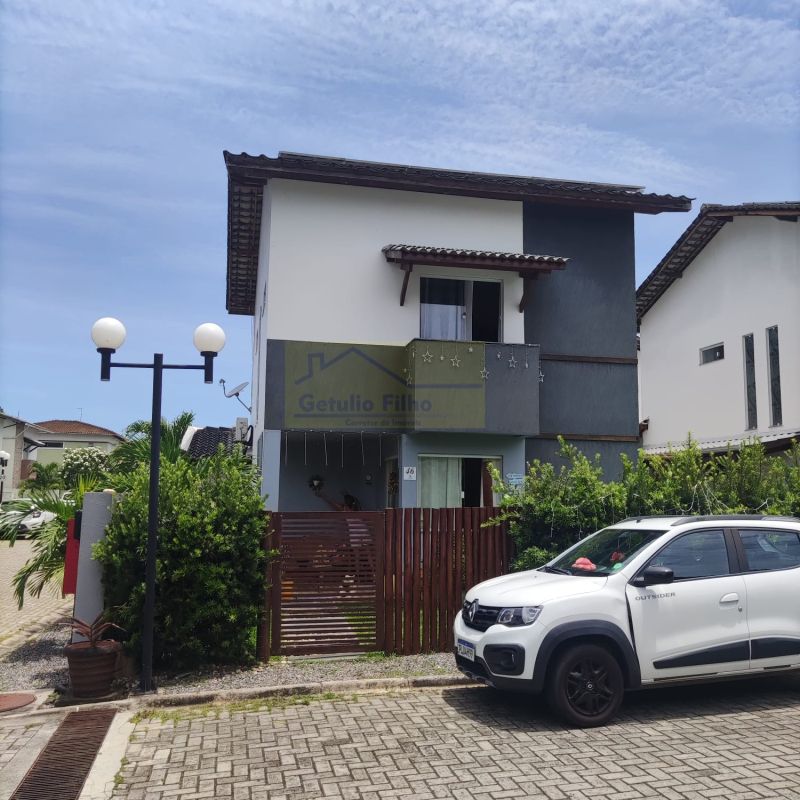 Casa de condomínio com 4 quartos, 350m², à venda em Camaçari